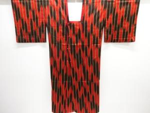 未使用品　矢羽根絣織出し雨コート